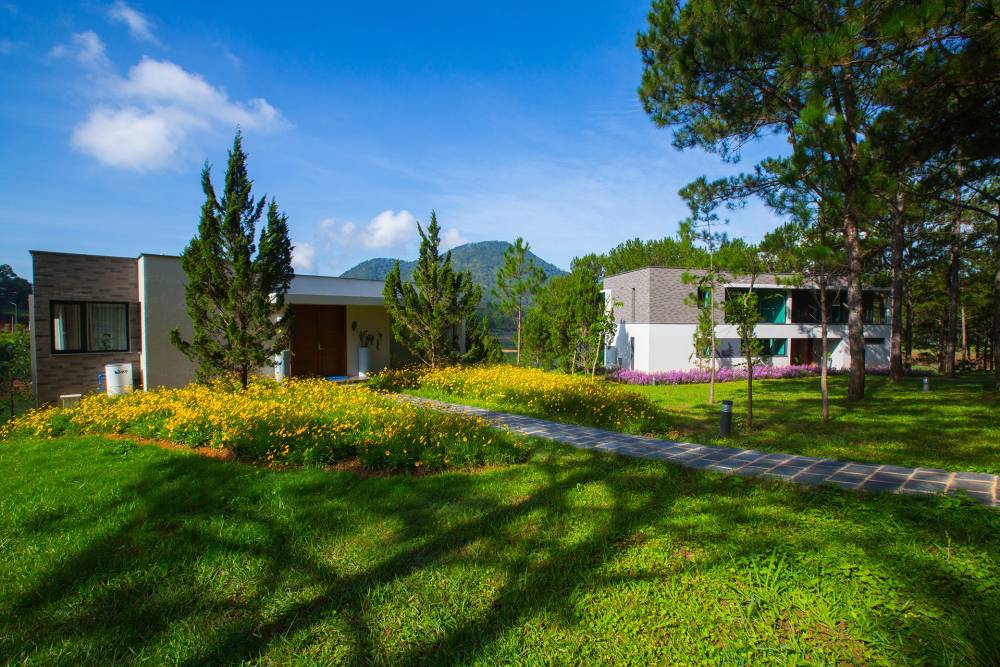 Villa 03 phòng ngủ  hướng hồ